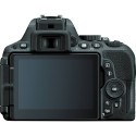 Nikon D5500 + 18-55 VR II + 55-300 VR Kit, must