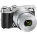 Nikon 1 J5 + 10-30mm PD-Zoom Kit, silver