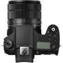 Sony DSC-RX10 III + 32GB SDHC memory card