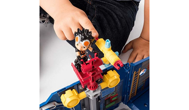 Rusty rivets deals lab playset