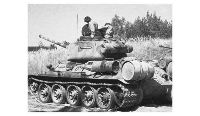 ITALERI Russian Tank T 3 4/85