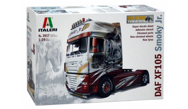 Italeri model Daf XF105 Smoky JR Showtruck