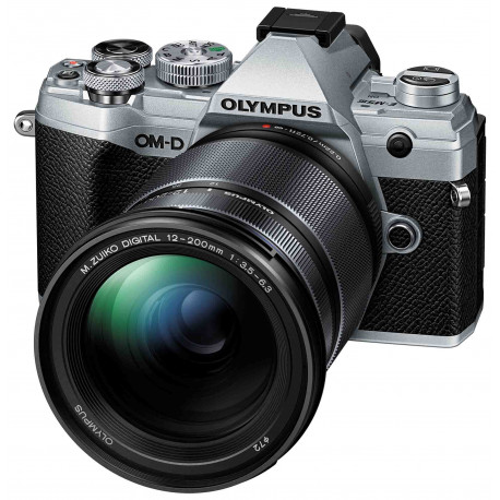 Olympus OM-D E-M5 Mark III + 12-200 мм Kit, серебристый/черный