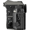 Pentax KP + 18-135mm + camera bag + extra battery, black