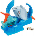 Hot Wheels Robo-Shark Attack play set with looping incl. 1 toy car with color change, racetrack