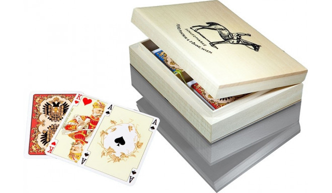 Karty Lux w szkatułce drewnianej z logo Piatnik