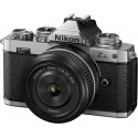Nikon Z fc + 28 mm f/2.8 SE