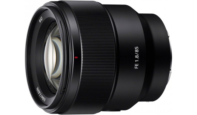 Sony FE 85mm f/1.8 lens