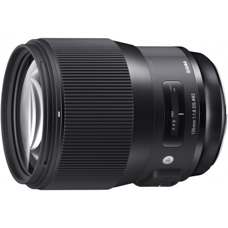 Sigma 135mm f/1.8 DG HSM Art objektiiv Canonile