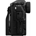 Fujifilm X-T5 + 18-55mm, must