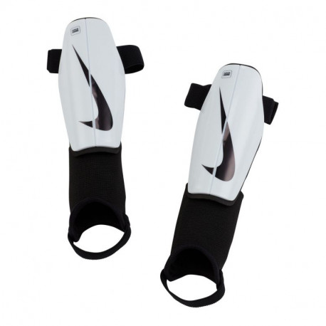 Nike Charge DX4610-100 shin guards (S (150-160cm))