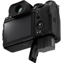Fujifilm X-T5 + Tamron 18-300mm, black