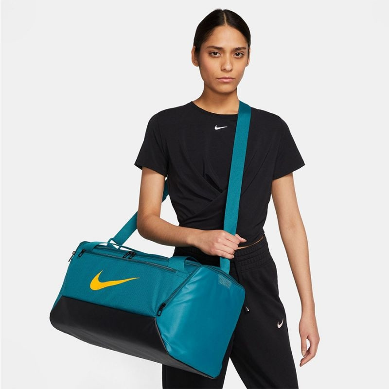 Bag Nike Brasilia DM3976-381 (zielony) - Spordikotid - Photopoint