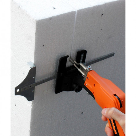 EDMA piiraja kuumale noale – sobib kuni 210 mm teradele, stabiilne sirgjooneline lõikejuhik