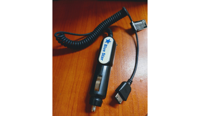 Blue star car charger Samsung CAD300SBEC (non original)