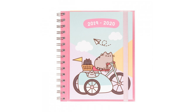Pusheen - Planner 2019/2020 rok (15,5 x 19 cm)