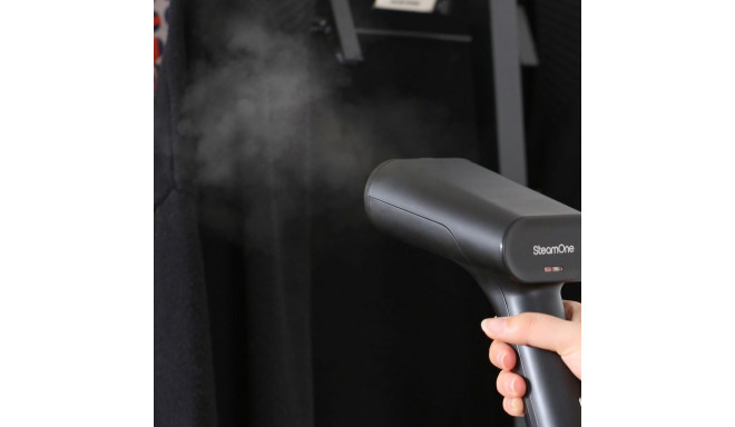 SteamOne steamer EUDTC120B, black