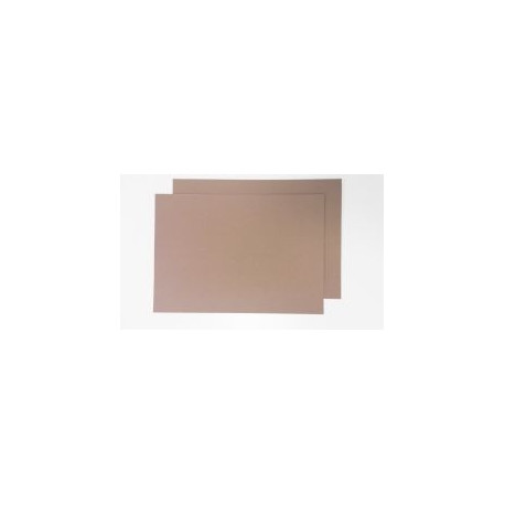 Kartong 70x100 hall papp, 3,00mm (Luxline ,1845g)