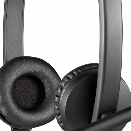 "Logitech H570e USB Stereo Headset"