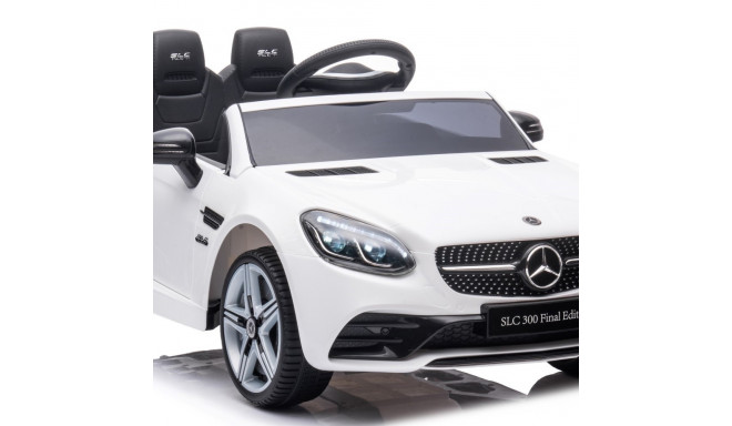 Jeździk na akumulator Mercedes BENZ SLC300 Cabrio dźwięki, światła, pilot - biały