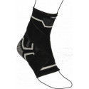 Ankle bandage AVENTO 44SG with elastic strap S/M