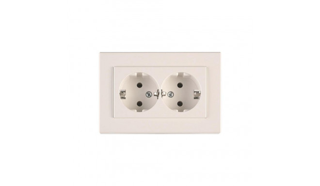 SOCKET DOUBLE EARTHED WHITE XP