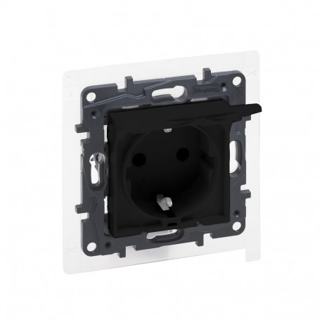 Pistikupesa IP44 koos kattega, vedruklemmid, must