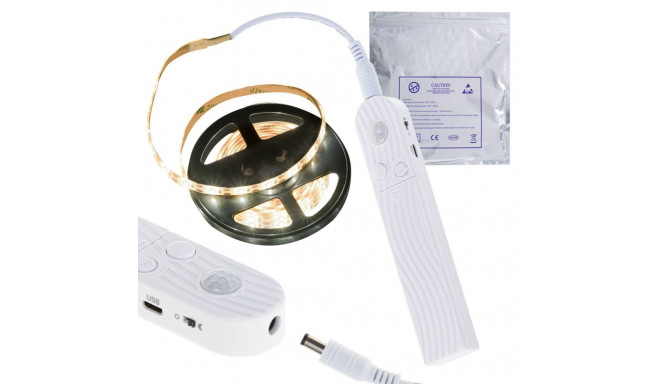 USB-akutoitega liikumisanduri LED riba 2M soe valge