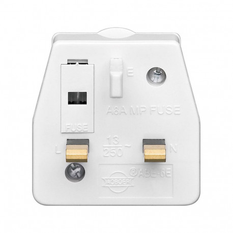 goobay Travel adaptor UK with grounding