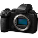 Panasonic Lumix DC-S5 IIX Body (Black)