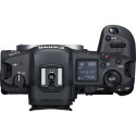 Canon EOS R5 + RF 24-105mm f/4L IS USM + Mount Adapter EF-EOS R