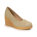 Leather pumps on the wedge Filippo W PAW339D beige (39)