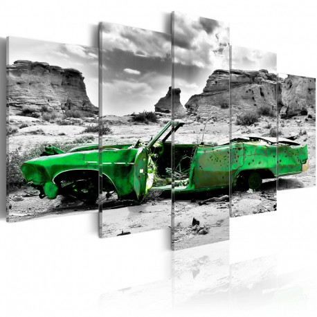 Seinapilt - Green retro car at Colorado Desert - 200x100