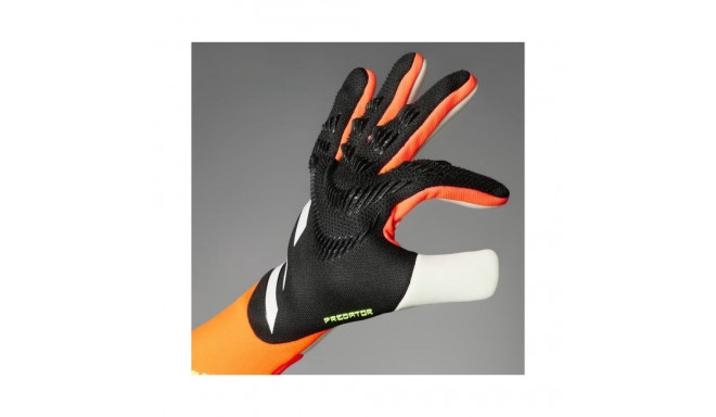 Adidas Predator Pro M IQ4034 goalkeeper gloves (9.5)