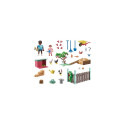 Figures set My Life 71510 Little Chicken Farm in the Tiny House garden