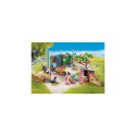 Figures set My Life 71510 Little Chicken Farm in the Tiny House garden