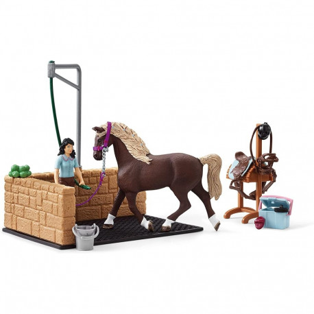 Schleich Horse Club washing area with Emily & Luna, play figure