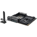 ASUS PRO WS TRX50-SAGE WIFI - Socket sTR5 - motherboard