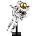 LEGO 31152 Creator 3-in-1 Astronaut in Space Construction Toy