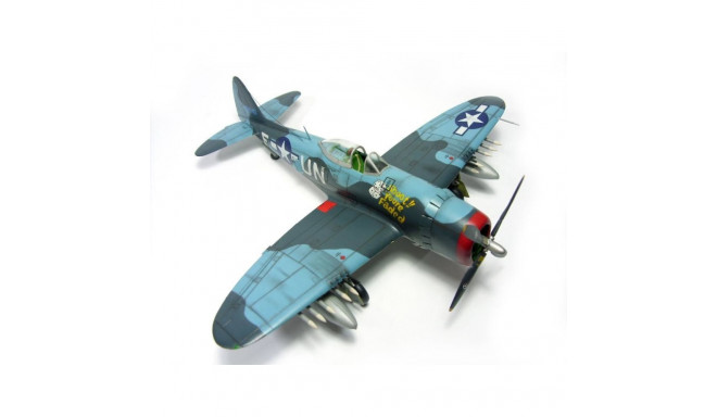 Revell model kit P-47 M Thunderbolt 1:72