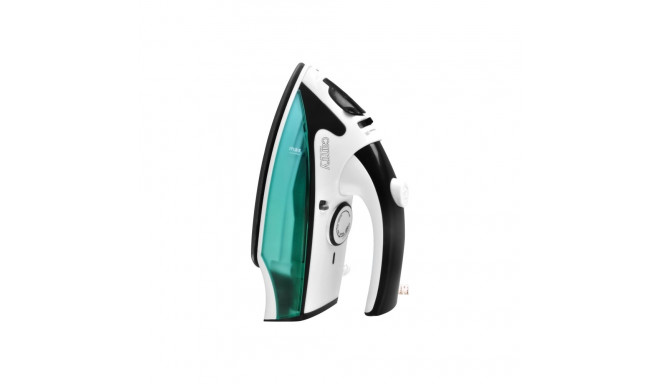 Camry | CR 5024 | Steam Travel iron | 840 W | Water tank capacity 40 ml | White/green/black