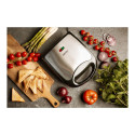 Camry | CR 3023 | Sandwich maker XL | 1500 W | Number of plates 1 | Number of pastry 4 | Black