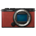 Panasonic Lumix DC-S9 body, crimson red