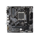 Gigabyte | B650M S2H 1.0 M/B | Processor family AMD | Processor socket AM5 | DDR5 DIMM | Memory slot