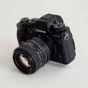 Urth Lens Mount Adapter: Compatible with Minolta Rokkor (SR / MD / MC) Lens to Fujifilm X Camera Bod