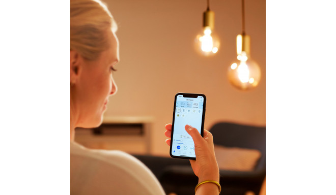 WiZ älylamppu, E14, kirkas lasi, tunable white - valkoisen valon sävyt, Wi-Fi, 2700-6500 K, 470 lm