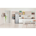 INDESIT | Freezer | UI6 2 S | Energy efficiency class E | Upright | Free standing | Height 167 cm | 