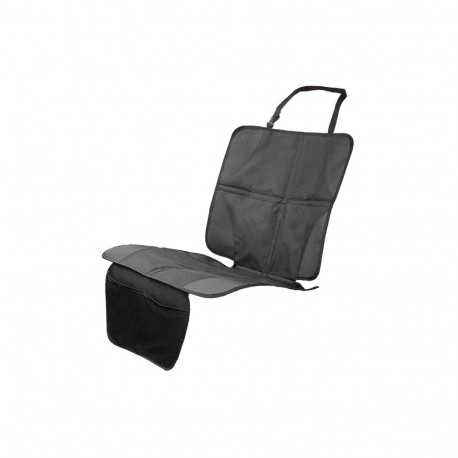 Mata kaitsekate autoistme alla koos organiseerijaga amio-02485