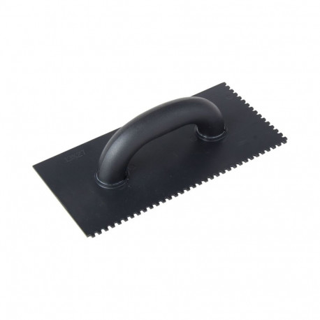 Paca plastikust 270*130mm, hammas 4*4mm, suletud käepide