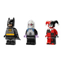 LEGO BATMAN 76274 Batman VS Harley Quinn and Mr. Freeze